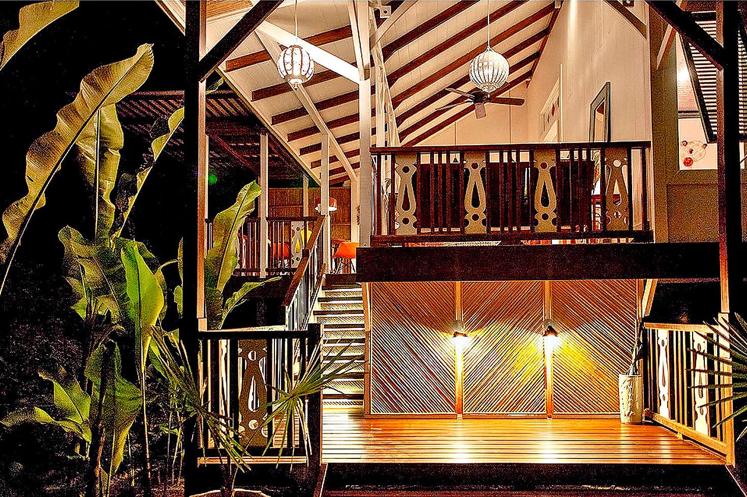 AGUAS CLARAS LOBBY