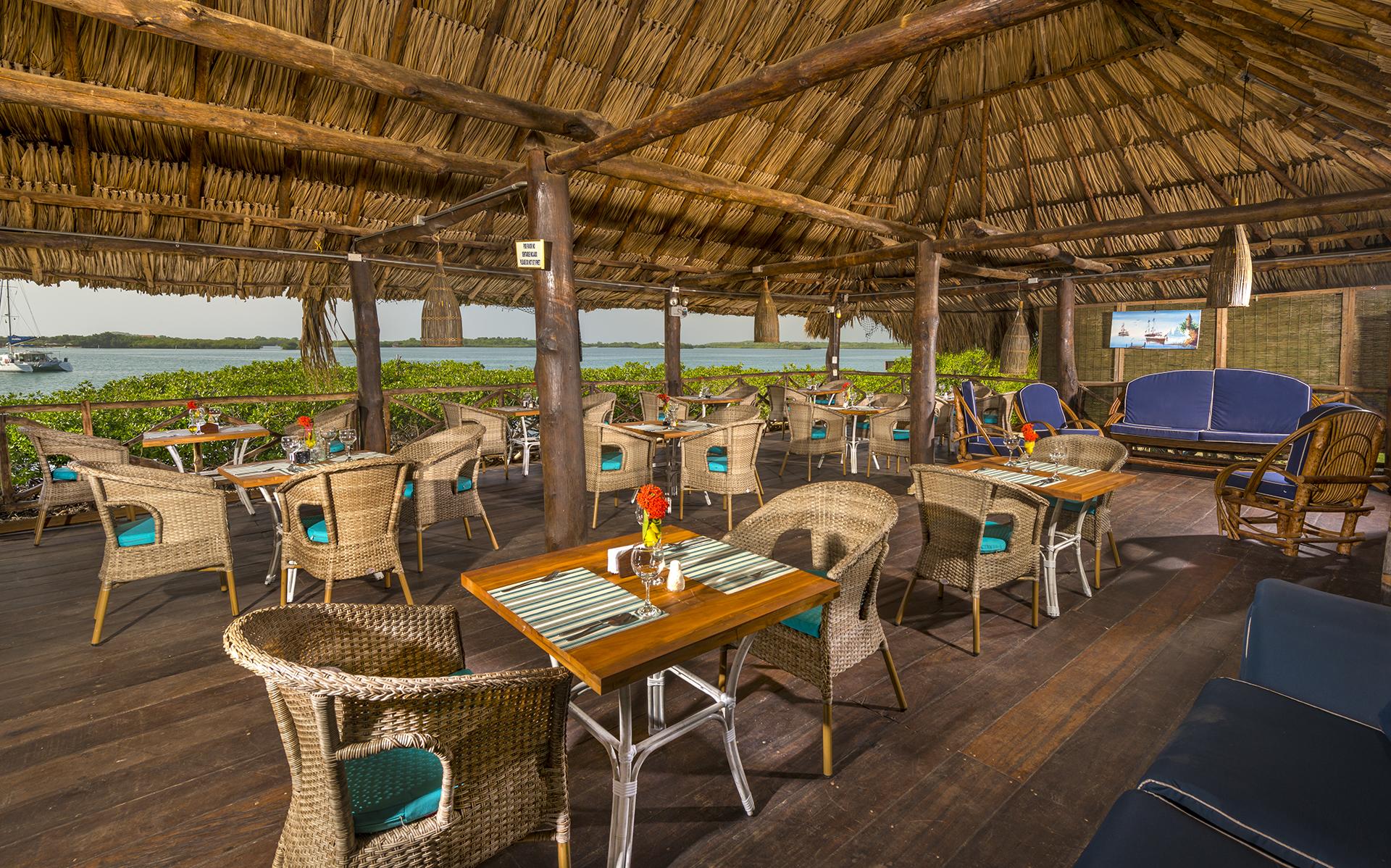 aura baru restaurant