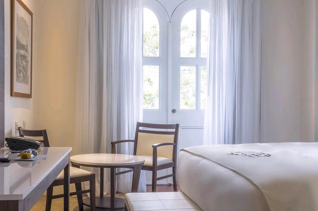 CENTRAL HOTEL ZIMMER