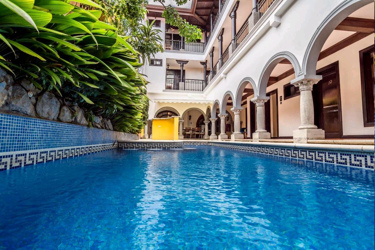 COLONIAL POOL