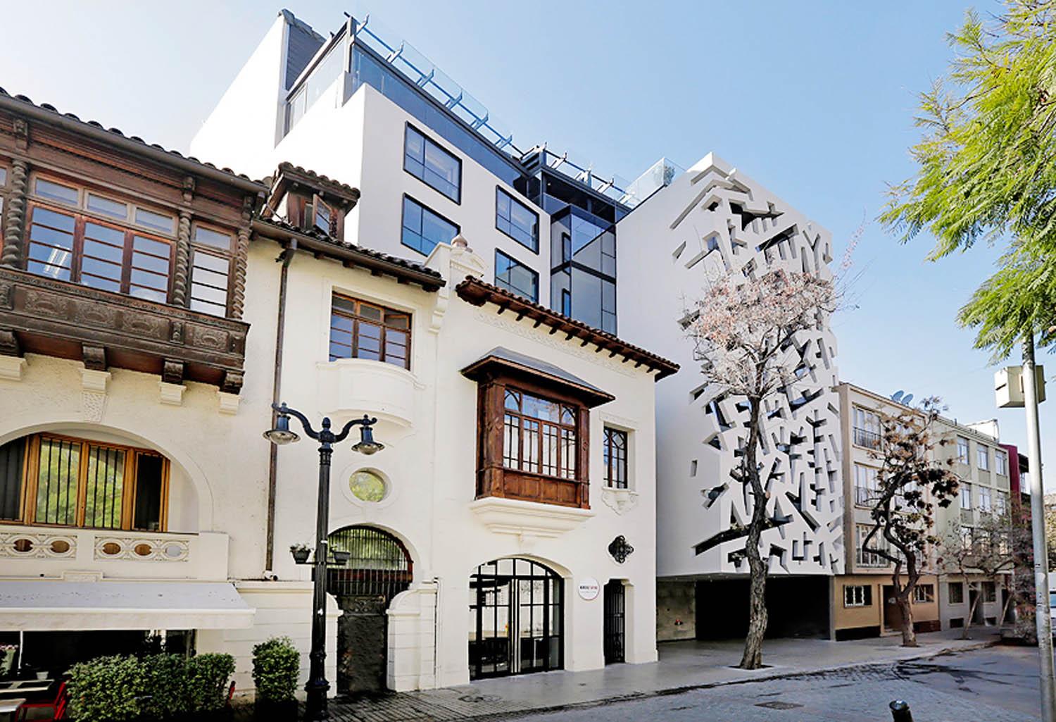 AUSSEN CUMBRES LASTARRIA