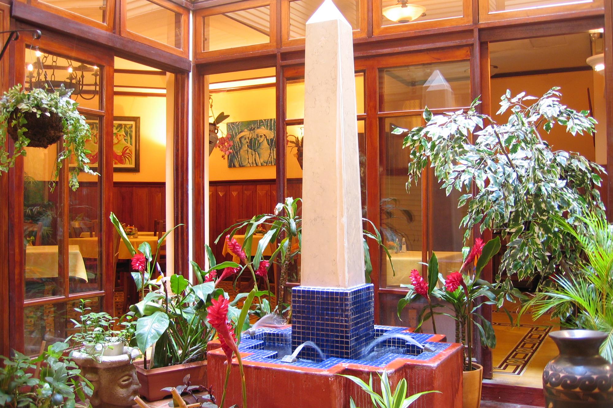 Fleur de Lys Restaurant