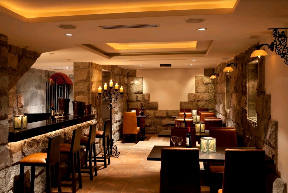 CAVA BAR