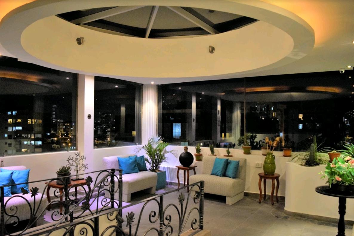 IKALA TERRASSE