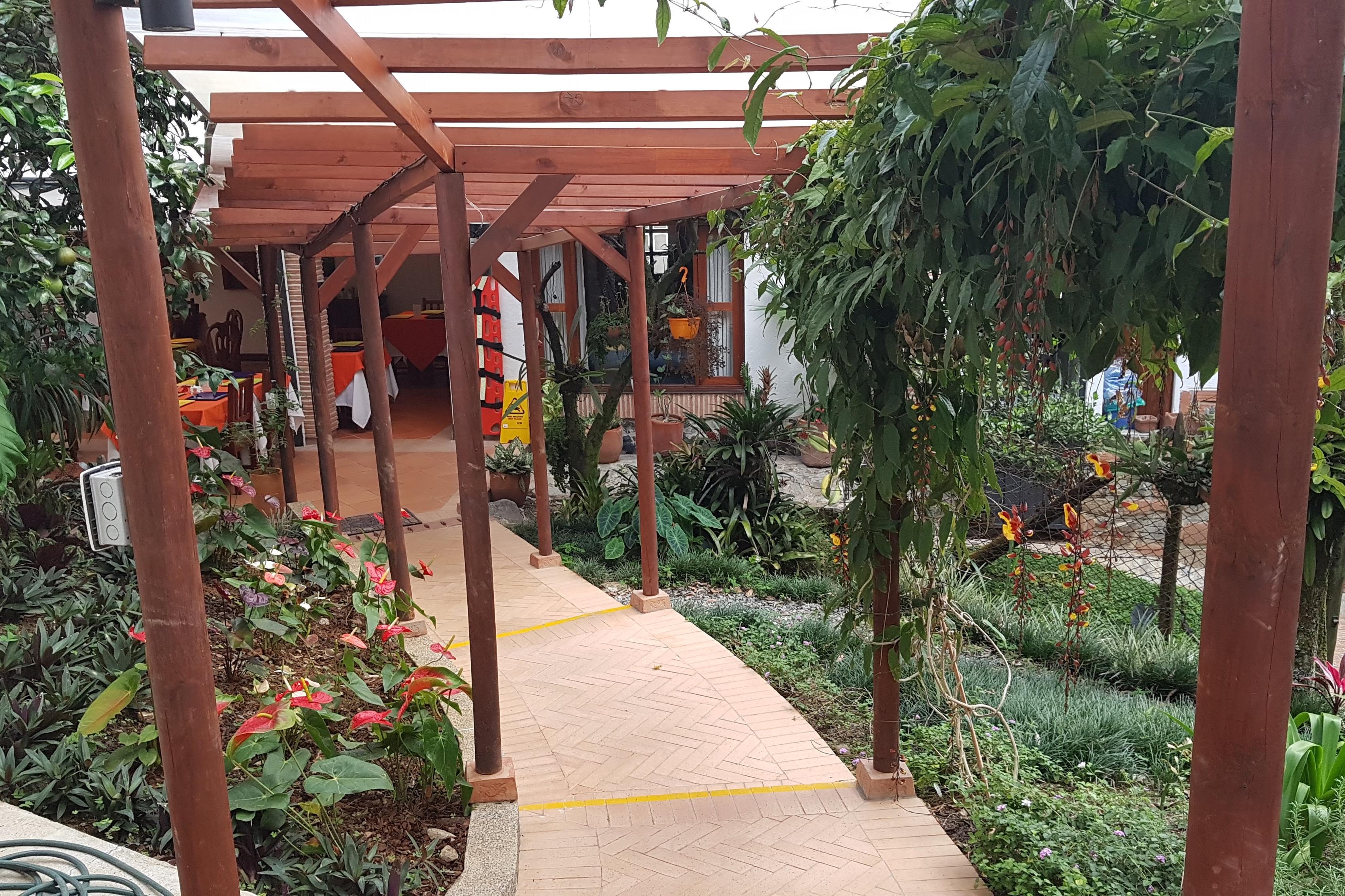 LA CAMPANA GARTEN