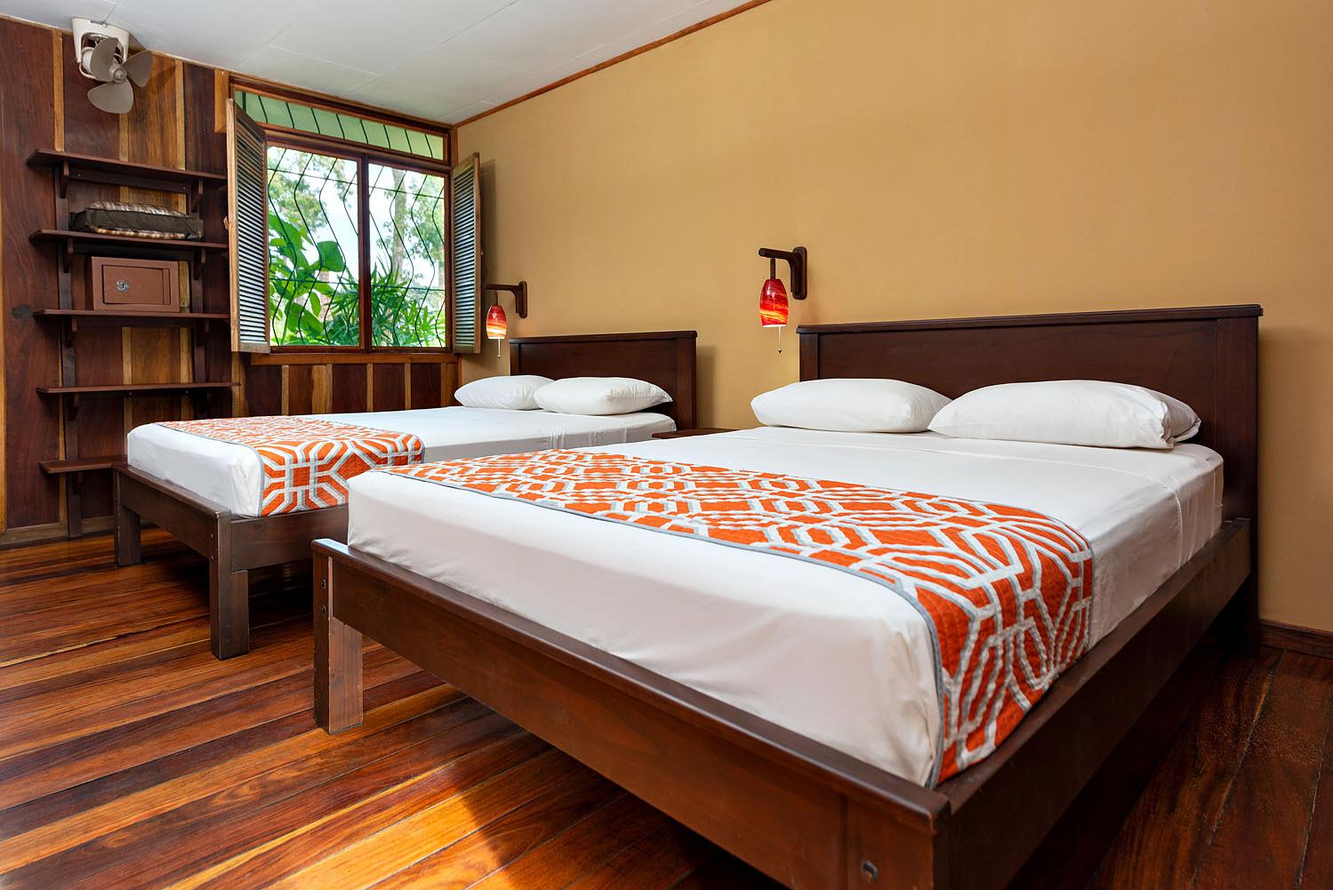 LAGUNA LODGE ZIMMER