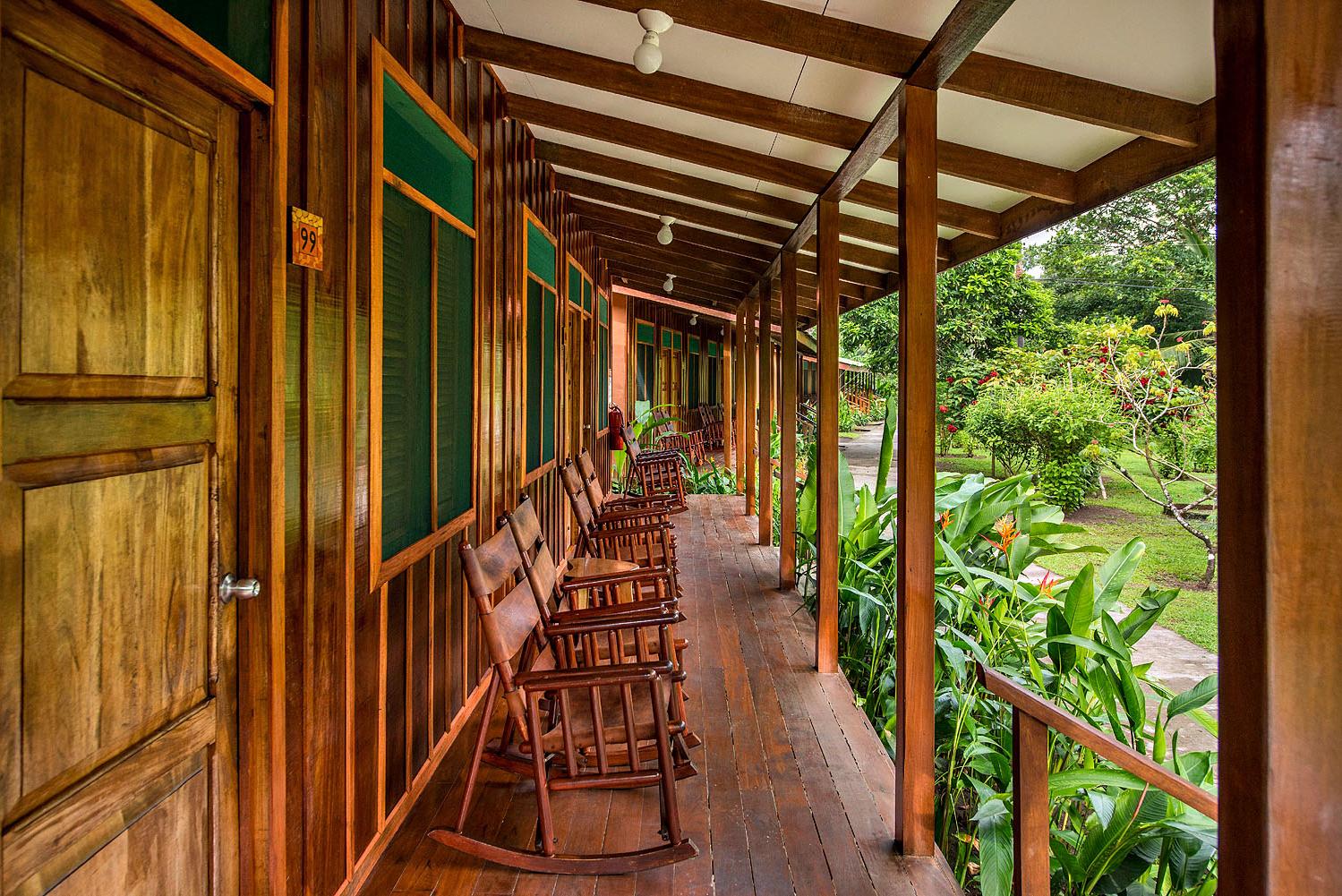 LAGUNA LODGE ZIMMER2