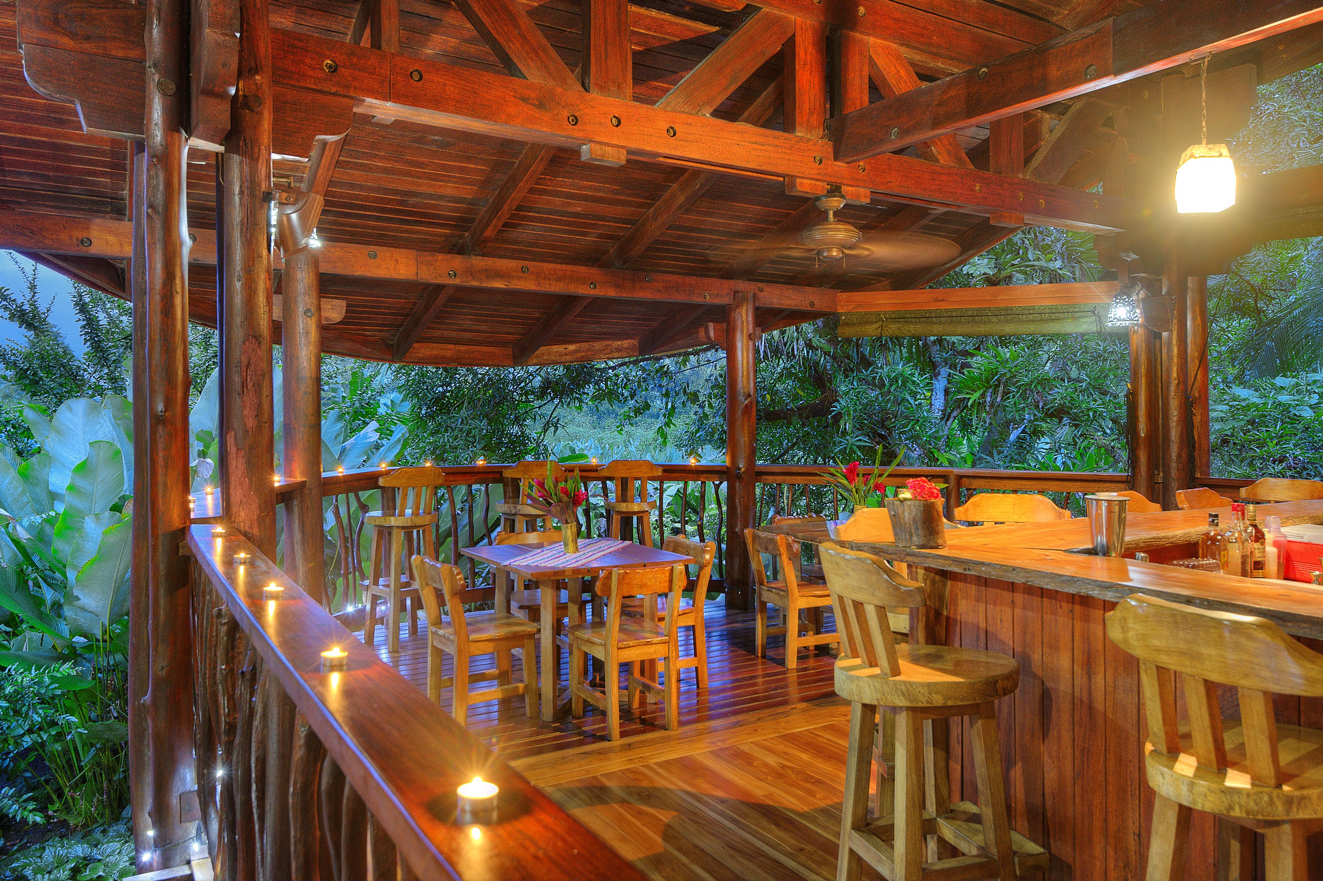 PLAYA NICUESA BAR