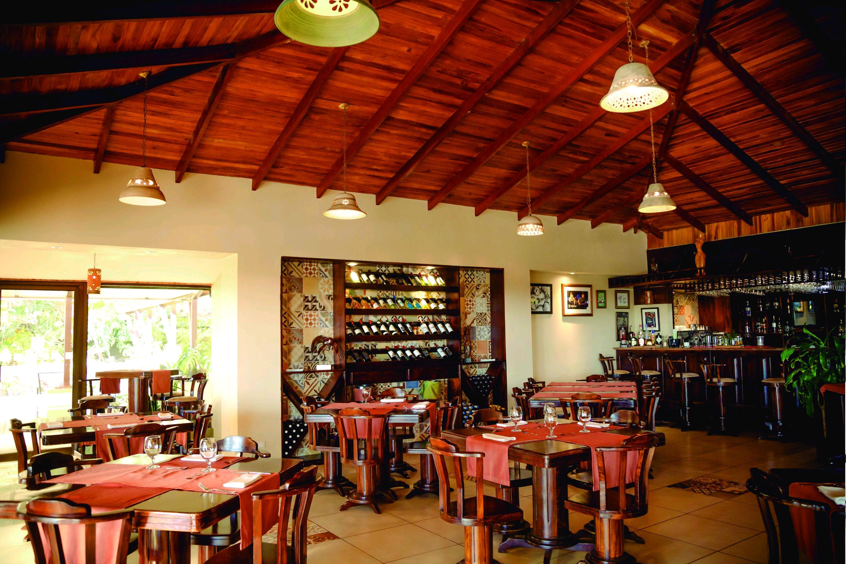 poco a poco restaurant
