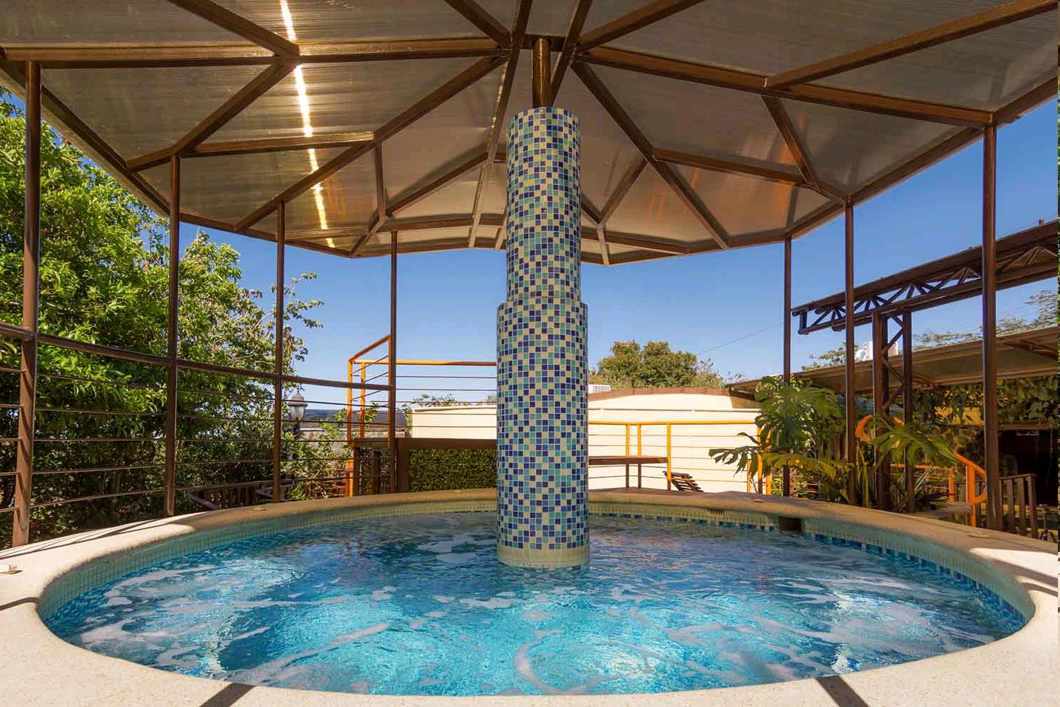 POCO A POCO POOL 2