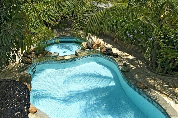 pool pousada la bonita