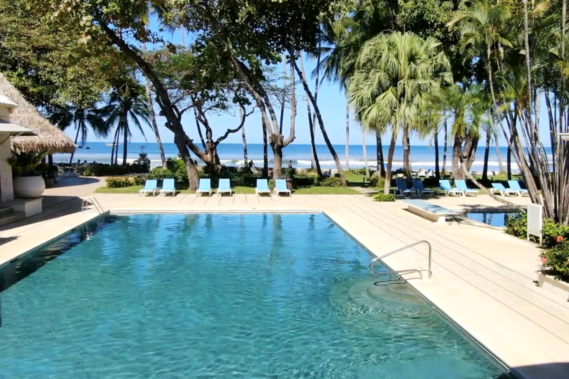 TAMARINDO DIRIA POOL