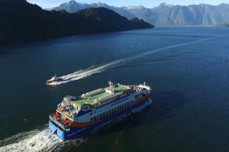 NAVIERA AUSTRAL FERRY