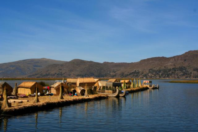 PERU PUNO TITICACASEE UROS INSELN